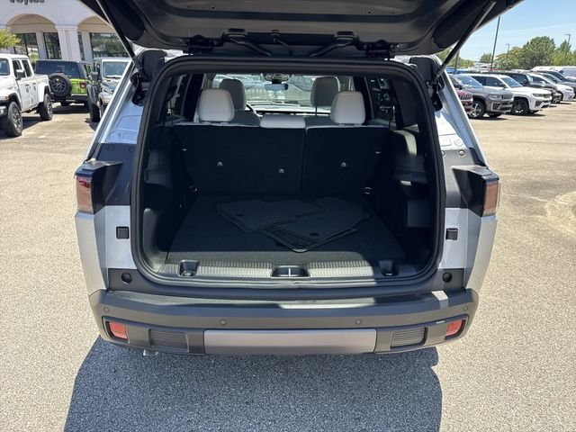 New 2026 Silver Jeep Laredo image 18