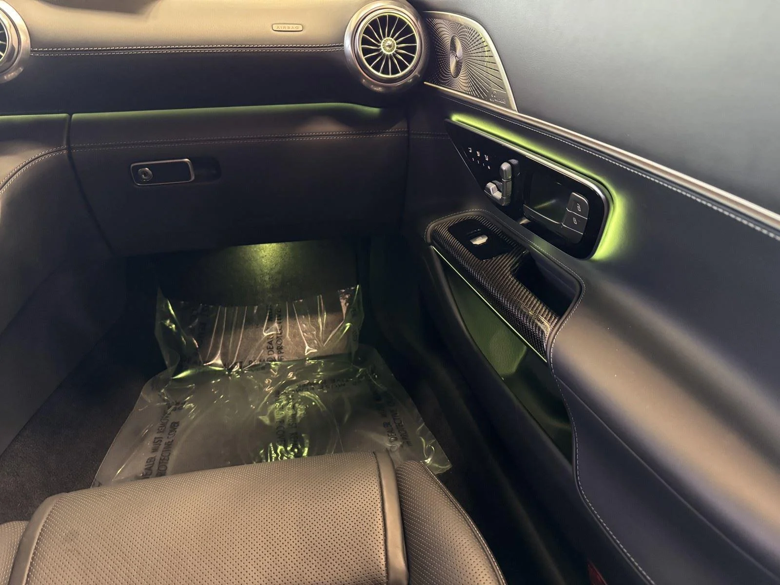 Used 2022  Mercedes-Benz AMG® SL 63 image 9