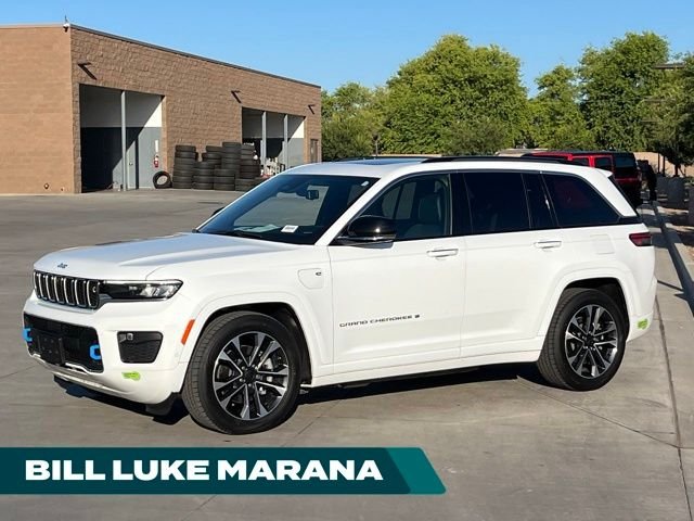 2023 Jeep Grand Cherokee Overland 4xe 4x4's photo