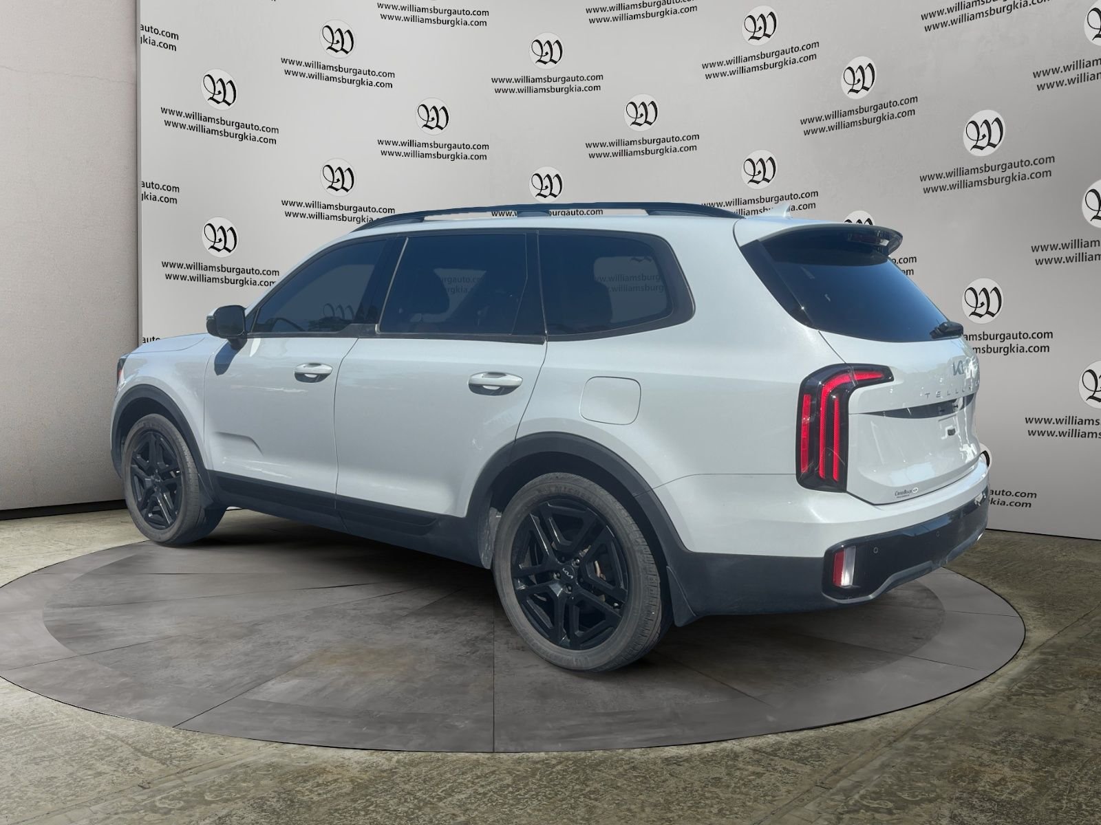 Pre-Owned 2024 Kia Telluride SX-Prestige X-Line 4D Sport Utility
