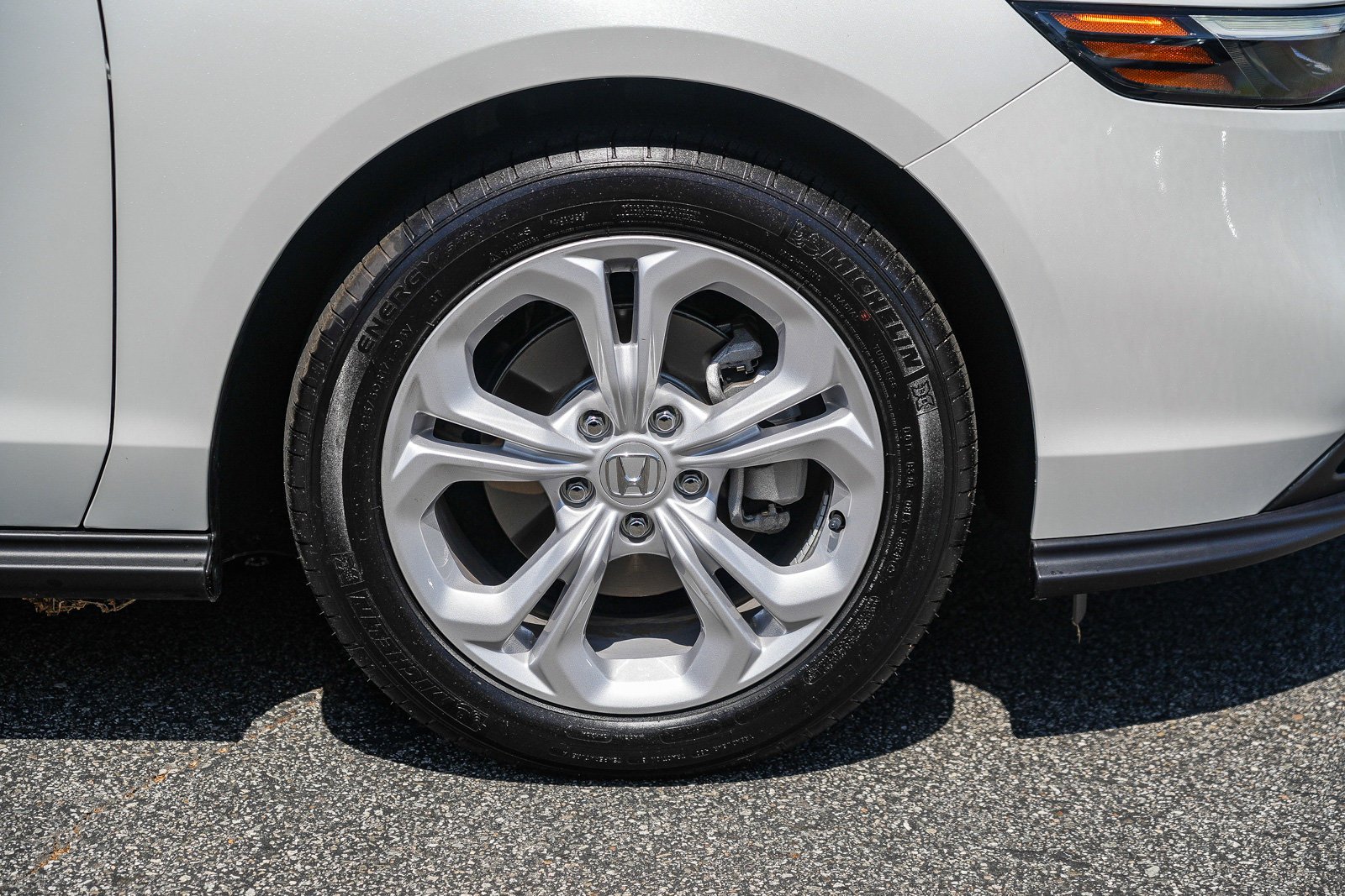 2025 Honda Accord LX - Photo 48