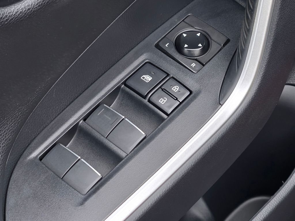 2020 Toyota RAV4 Limited - Photo 30