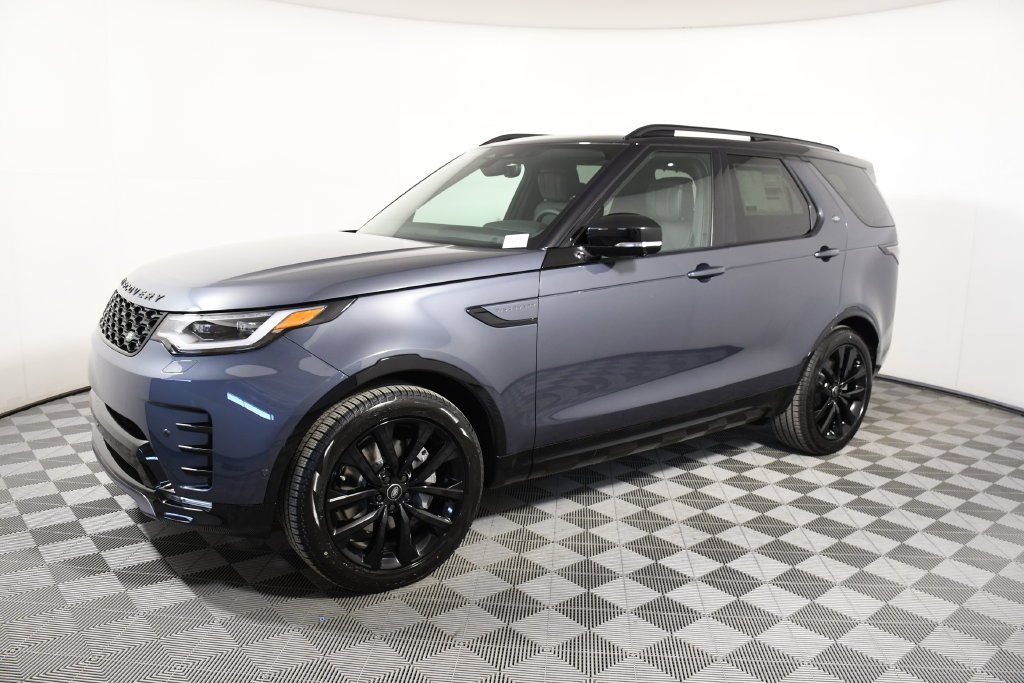 Certified 2026 Land Rover Discovery Dynamic SE with VIN SALRL2FX8T2521516 for sale in Richfield, Minnesota