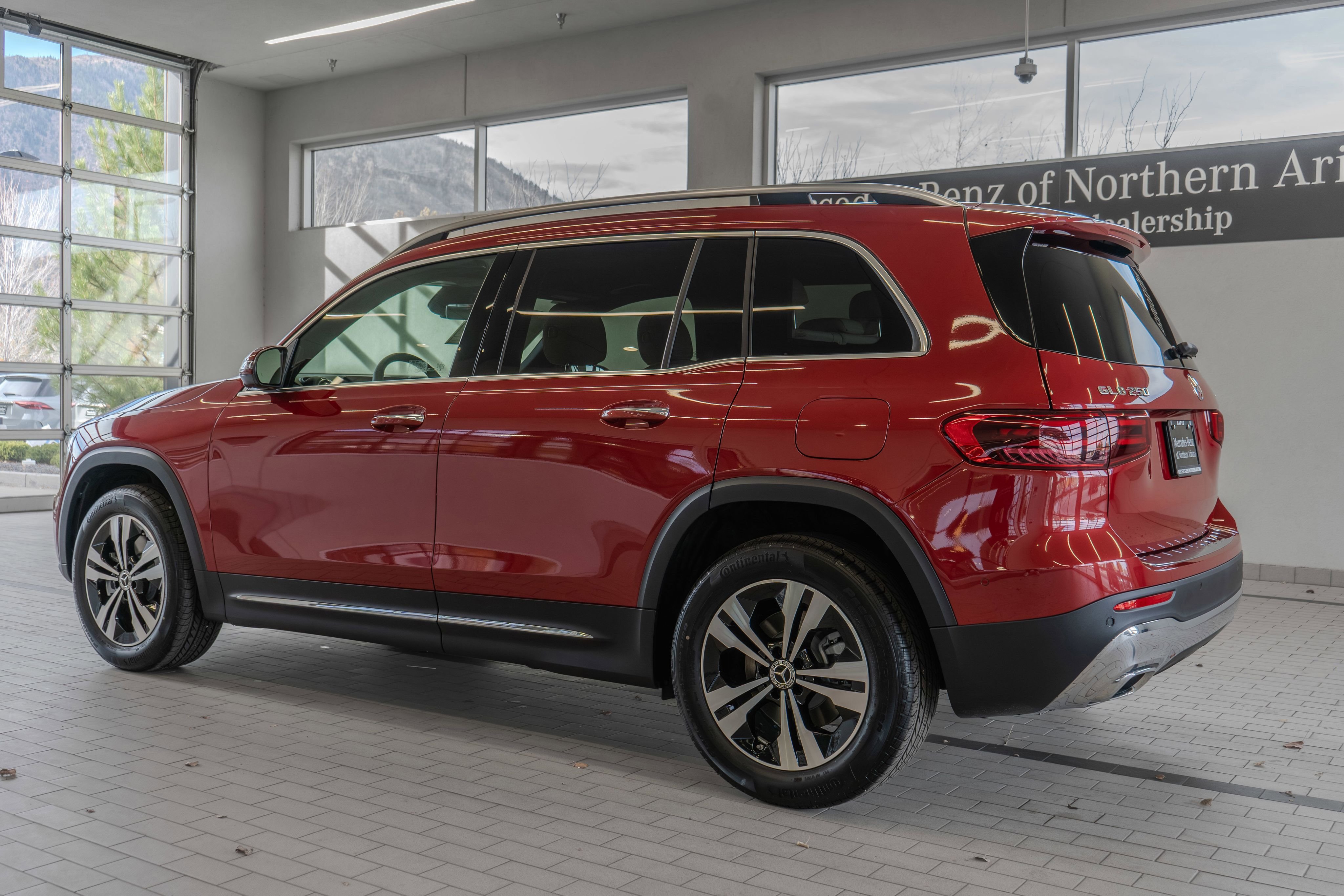 Used 2026 MANUFAKTUR Patagonia Red Metallic Mercedes-Benz GLB 250 image 13