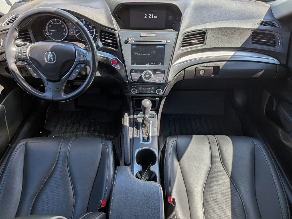Used 2022  Acura Premium Package image 25