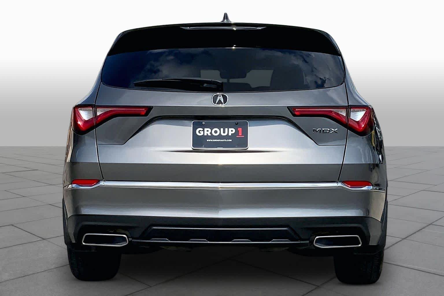 Used 2024 Liquid Carbon Metallic Acura  image 5