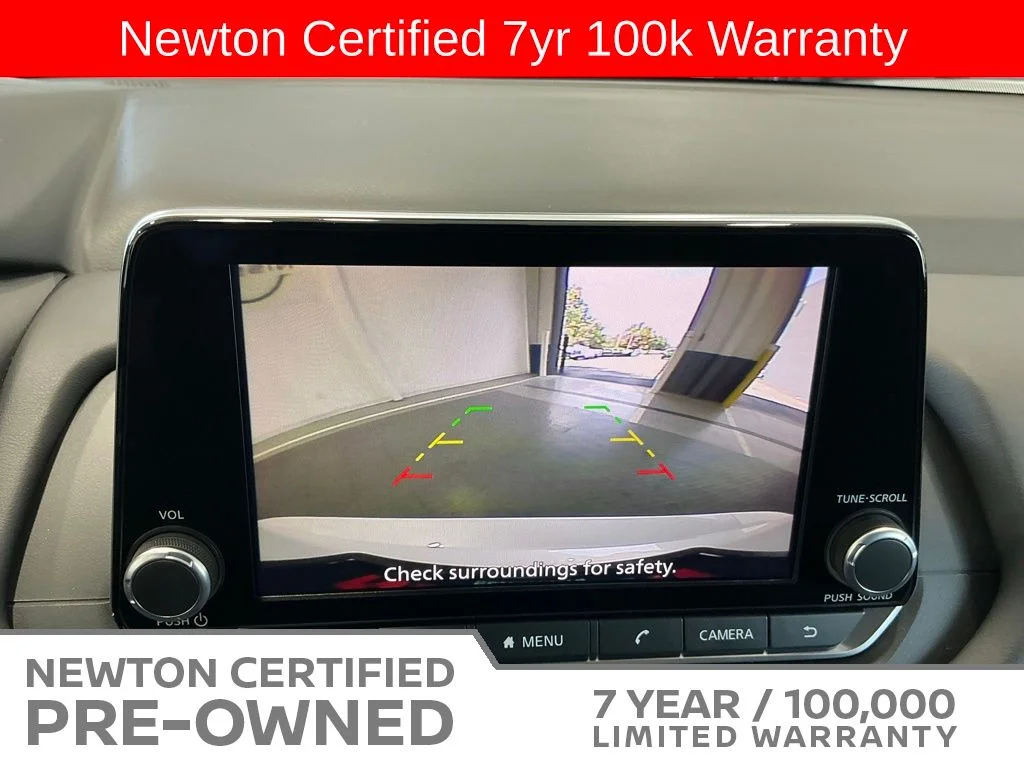 Certified Used 2025 Everest White Pearl Nissan S image 5