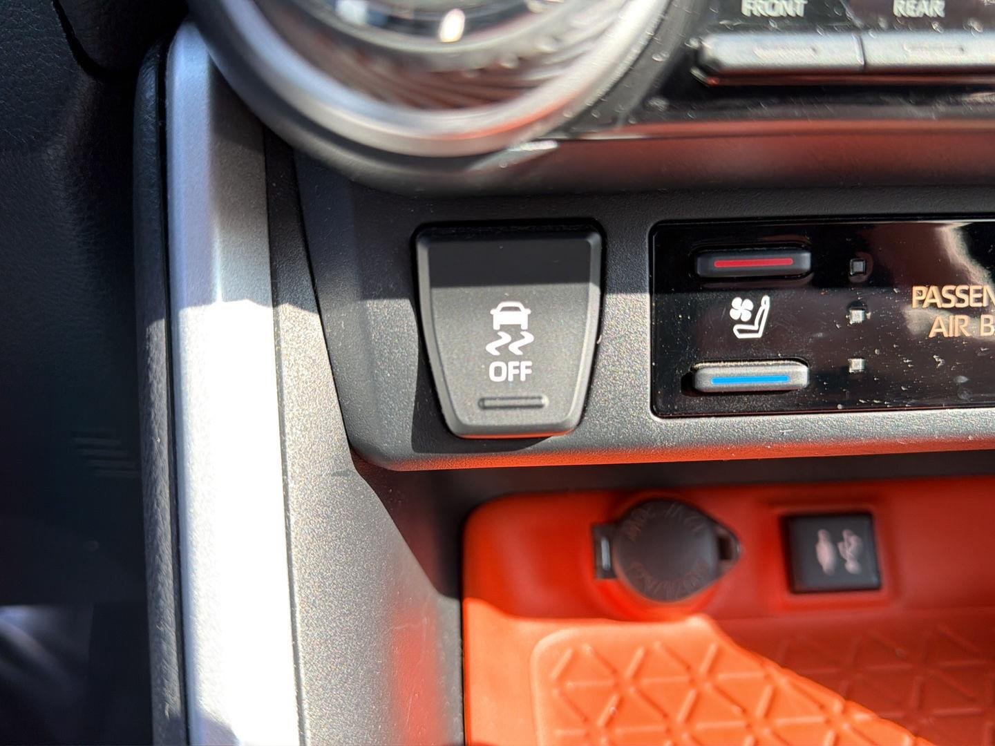 Used 2019 Ruby Flare Pearl Toyota Adventure image 16