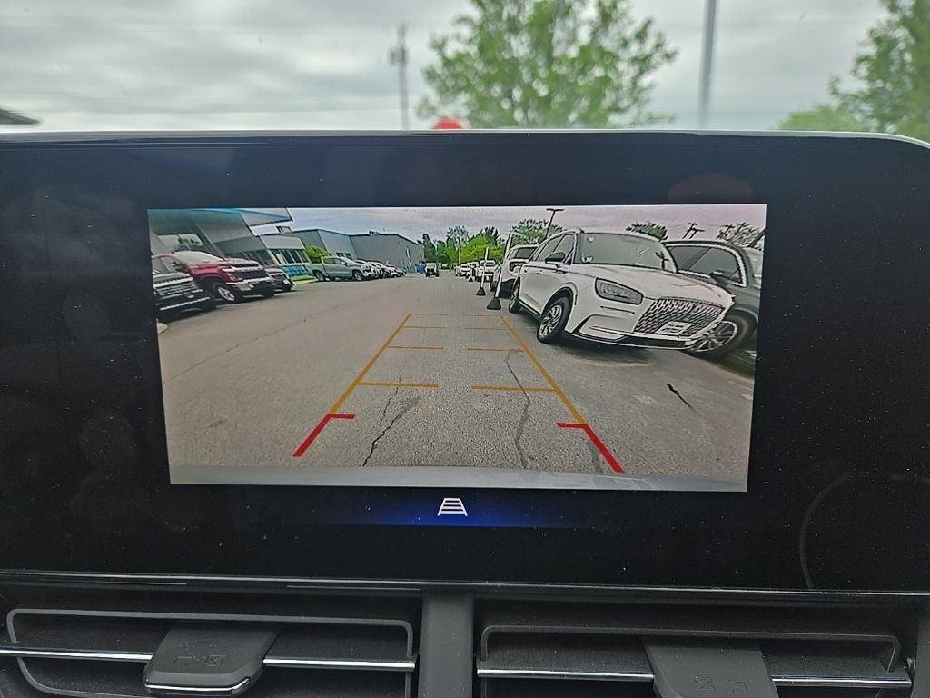Used 2024 Sterling Gray Metallic Chevrolet LT image 4
