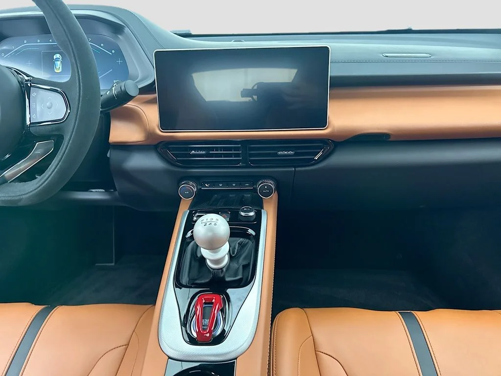 Used 2026  Lotus V6 SE image 13