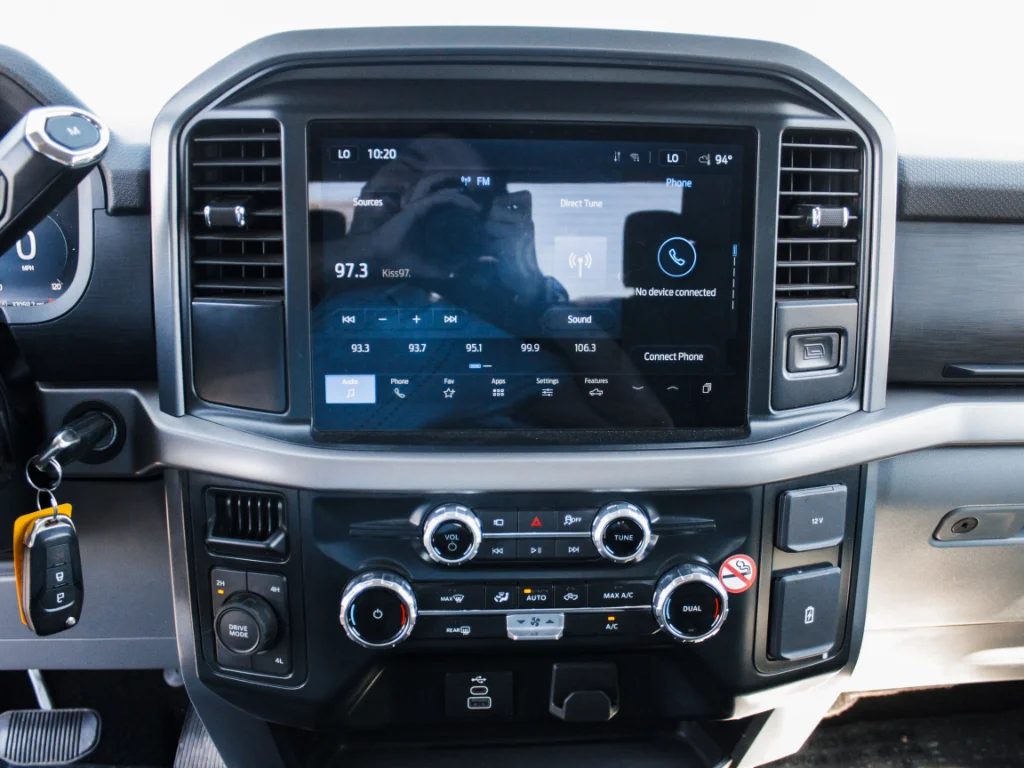 Used 2025 Black Ford XLT image 17