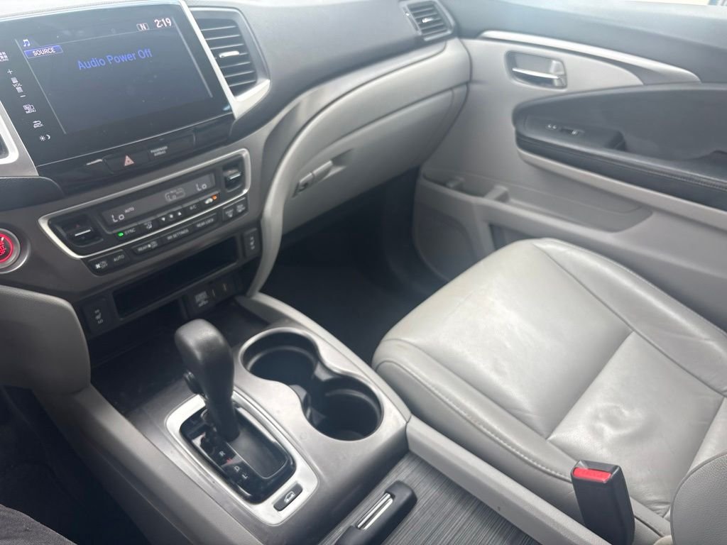 Used 2016 Gray Honda EX-L image 23