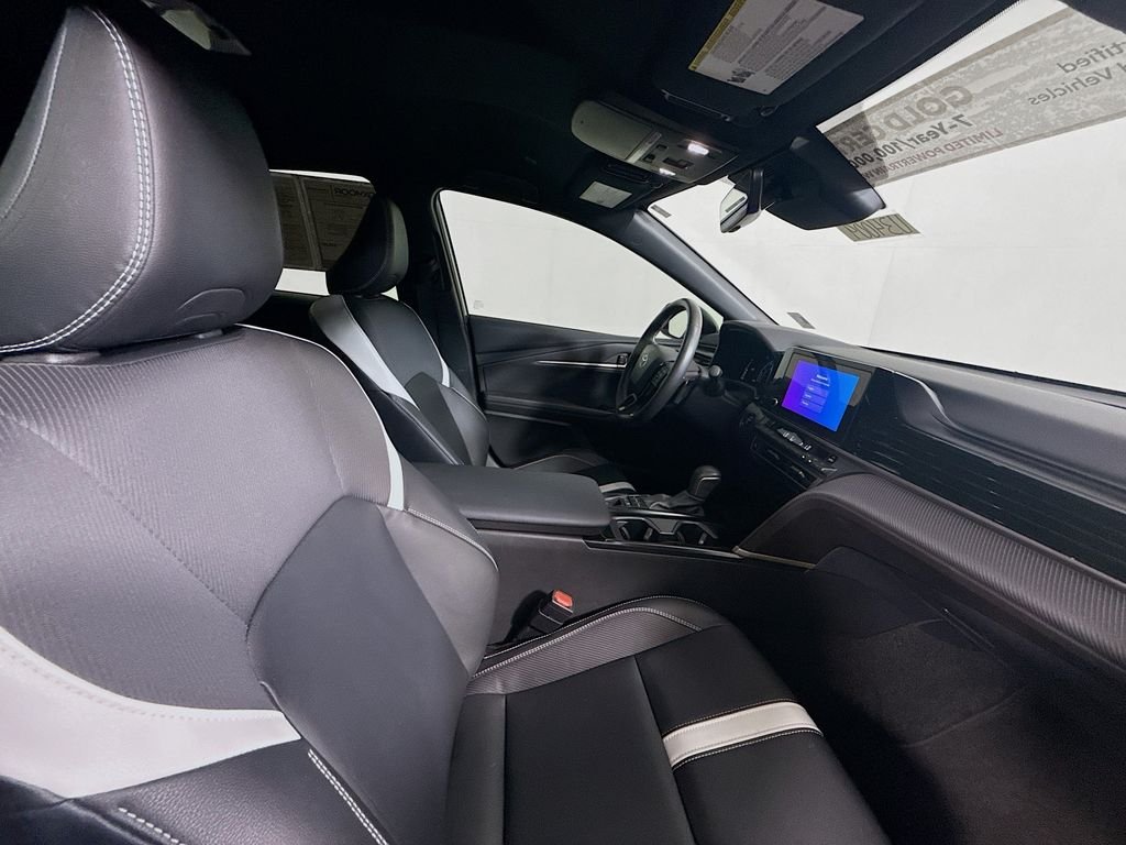 Used 2025 OCEAN GEM Toyota SE image 28