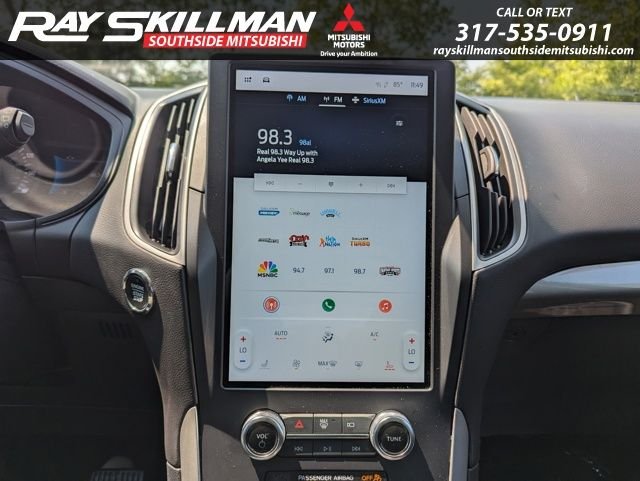 Used 2017 Blue Ford SE image 27