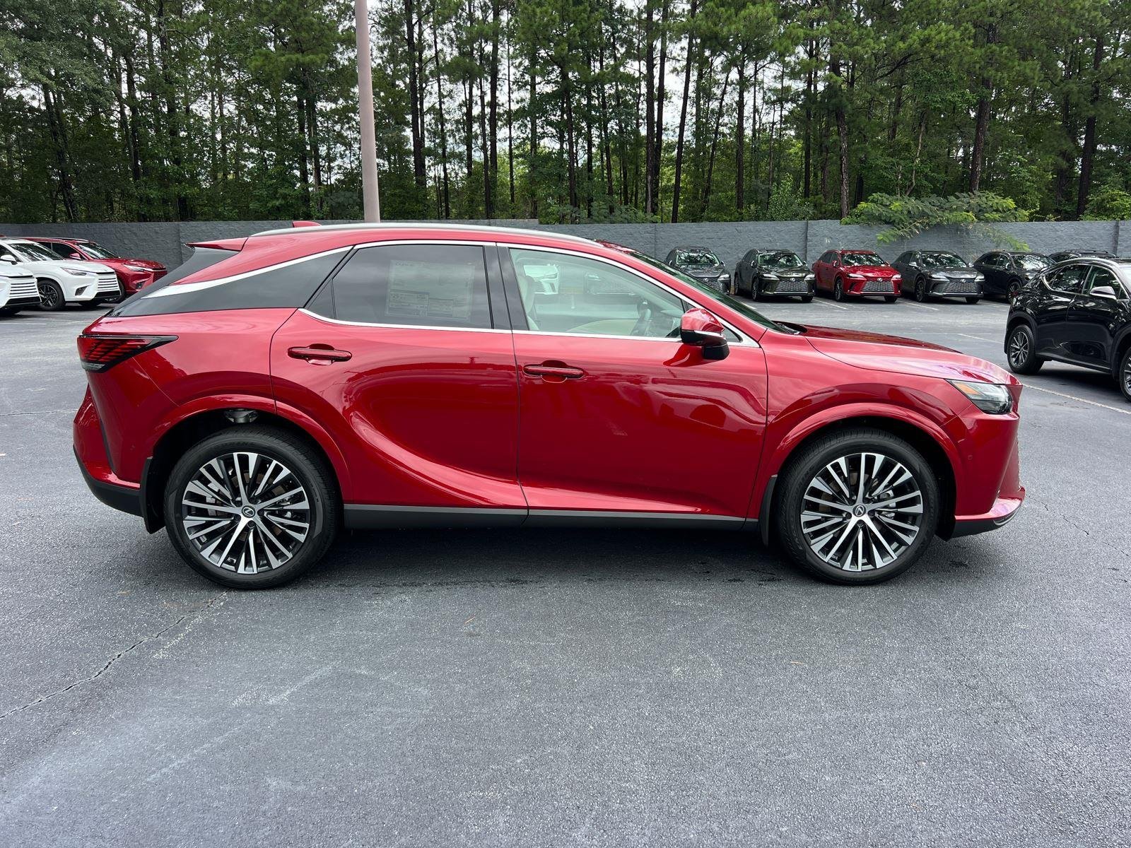 New 2026 Matador Red Mica Lexus PREMIUM PLUS image 4