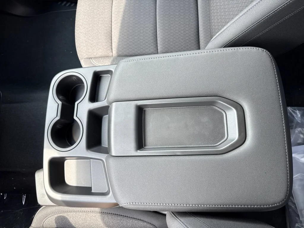 2026 Chevrolet Silverado 2500 HD Custom - Photo 21