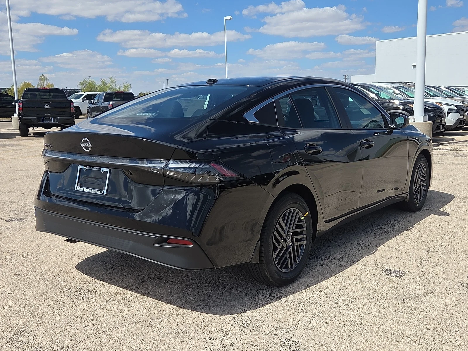 New 2027 KH3 Super Blac Nissan SV image 4