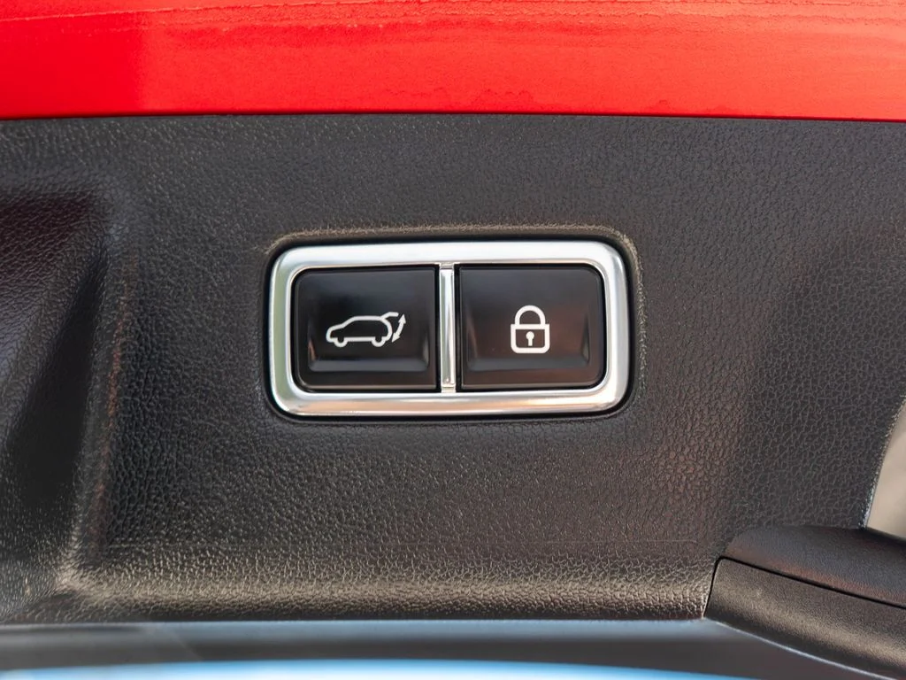 Used 2023 Red Kia EX image 33