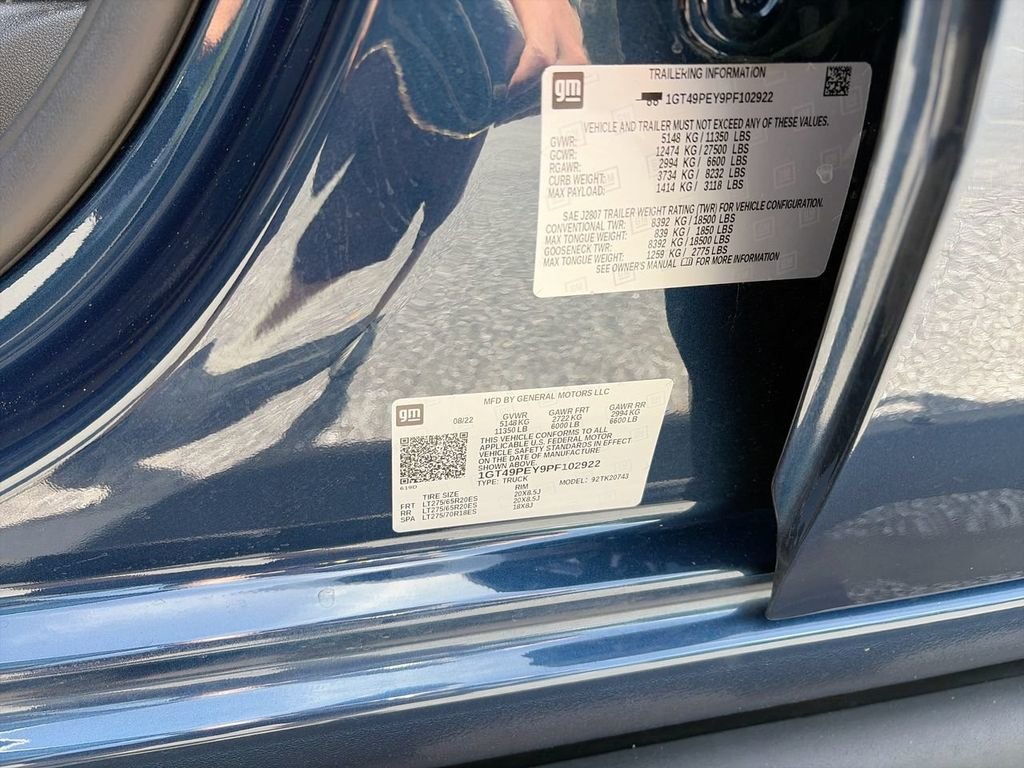 Used 2023 Blue GMC AT4 image 26