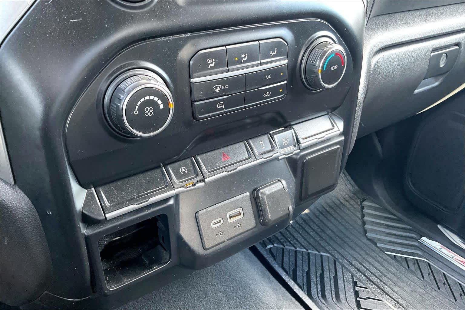 Used 2020 Black Chevrolet LT image 32