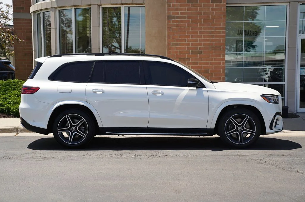 Used 2024  Mercedes-Benz GLS 450 image 7