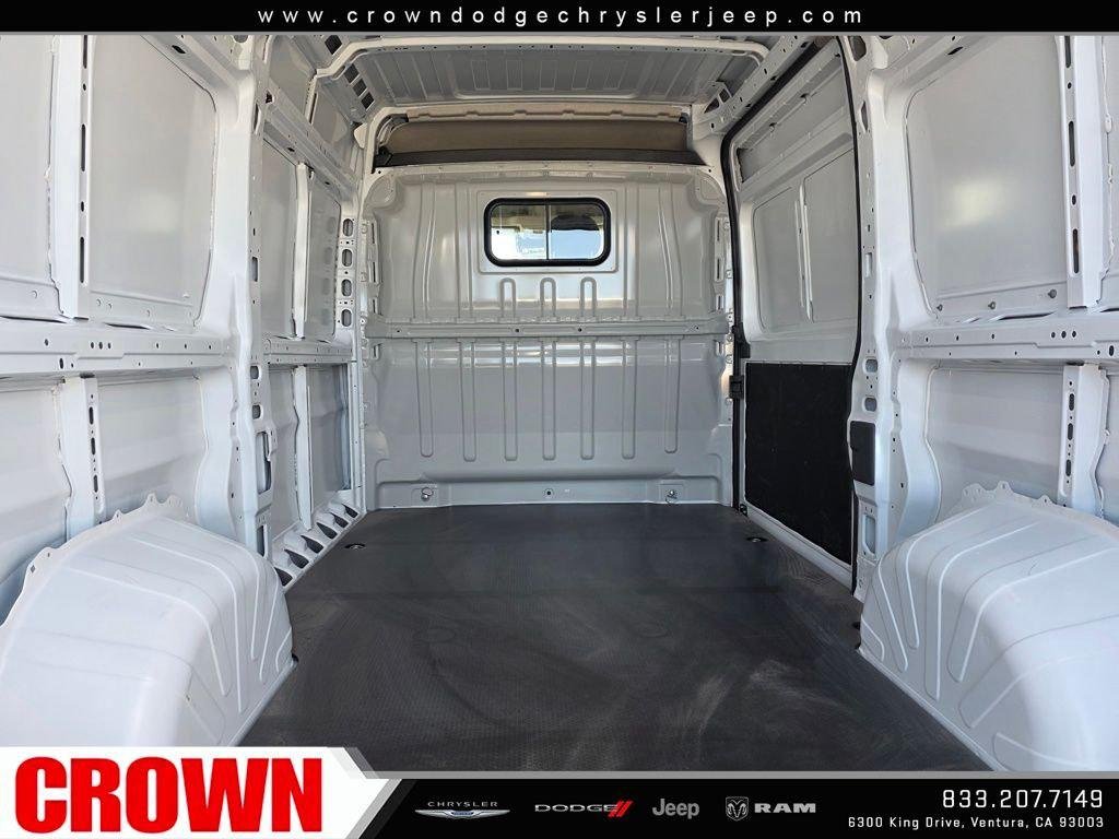 New 2026 Bright White Clearcoat RAM TRADESMAN image 10