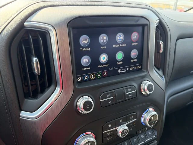 Used 2023 White GMC Denali image 19