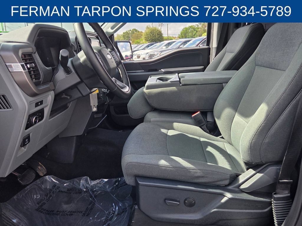Used 2025 Gray Ford XLT image 12