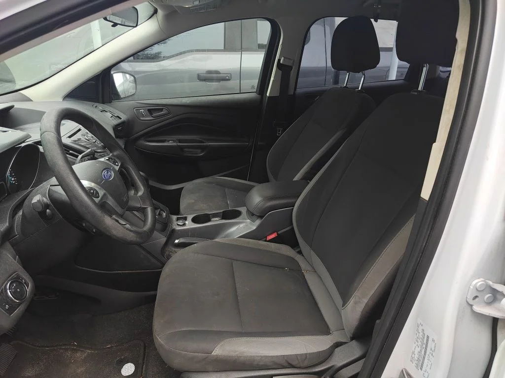 Used 2015 White Ford S image 12