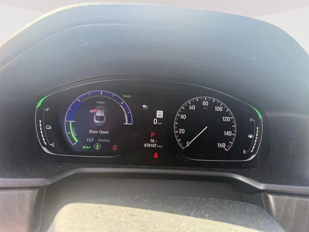 Used 2021 Platinum White Pearl Honda Touring image 3