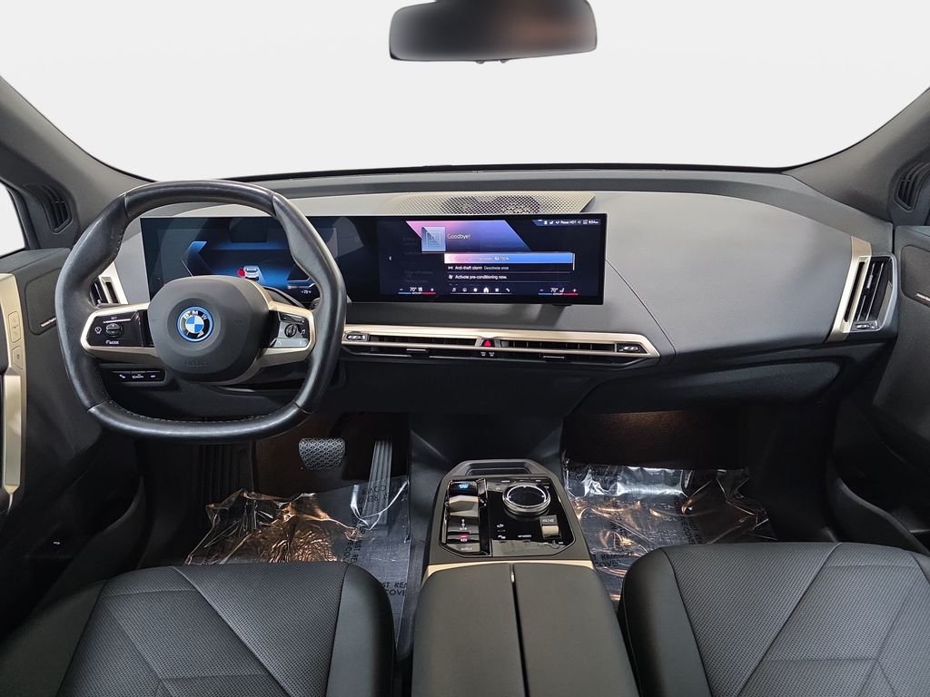 Used 2024 Alpine White BMW xDrive50 image 10