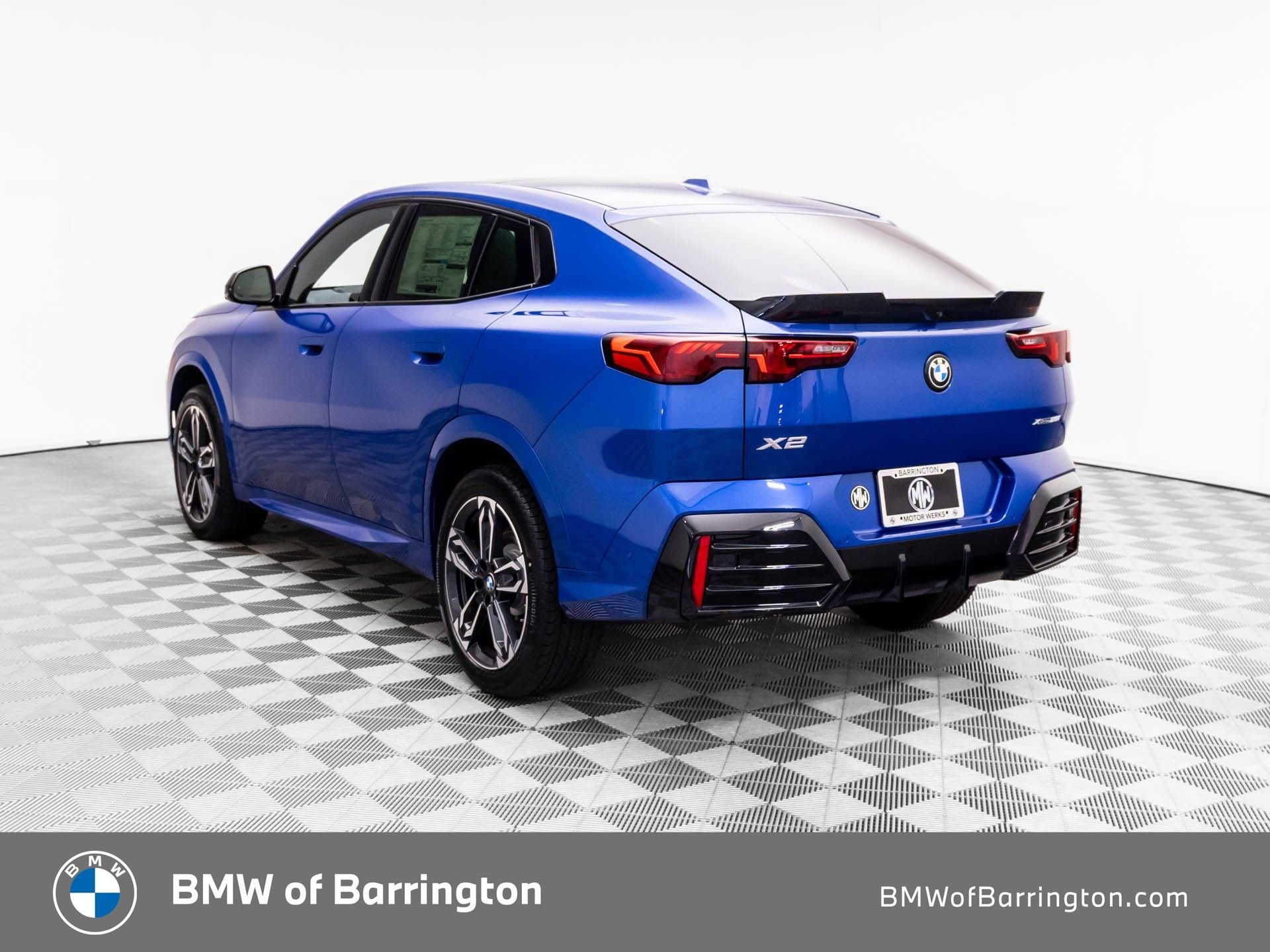 New 2026 Portimao Blue Metallic BMW xDrive28i image 3