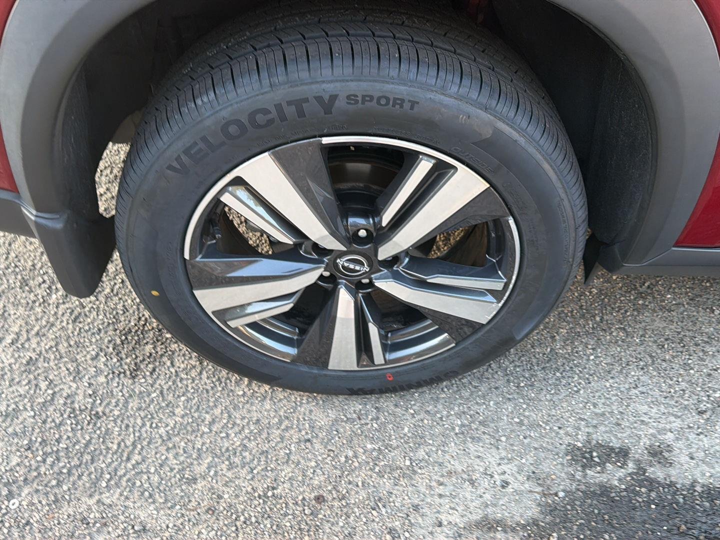 Used 2024 Scarlet Ember Tintcoat Nissan SL image 41