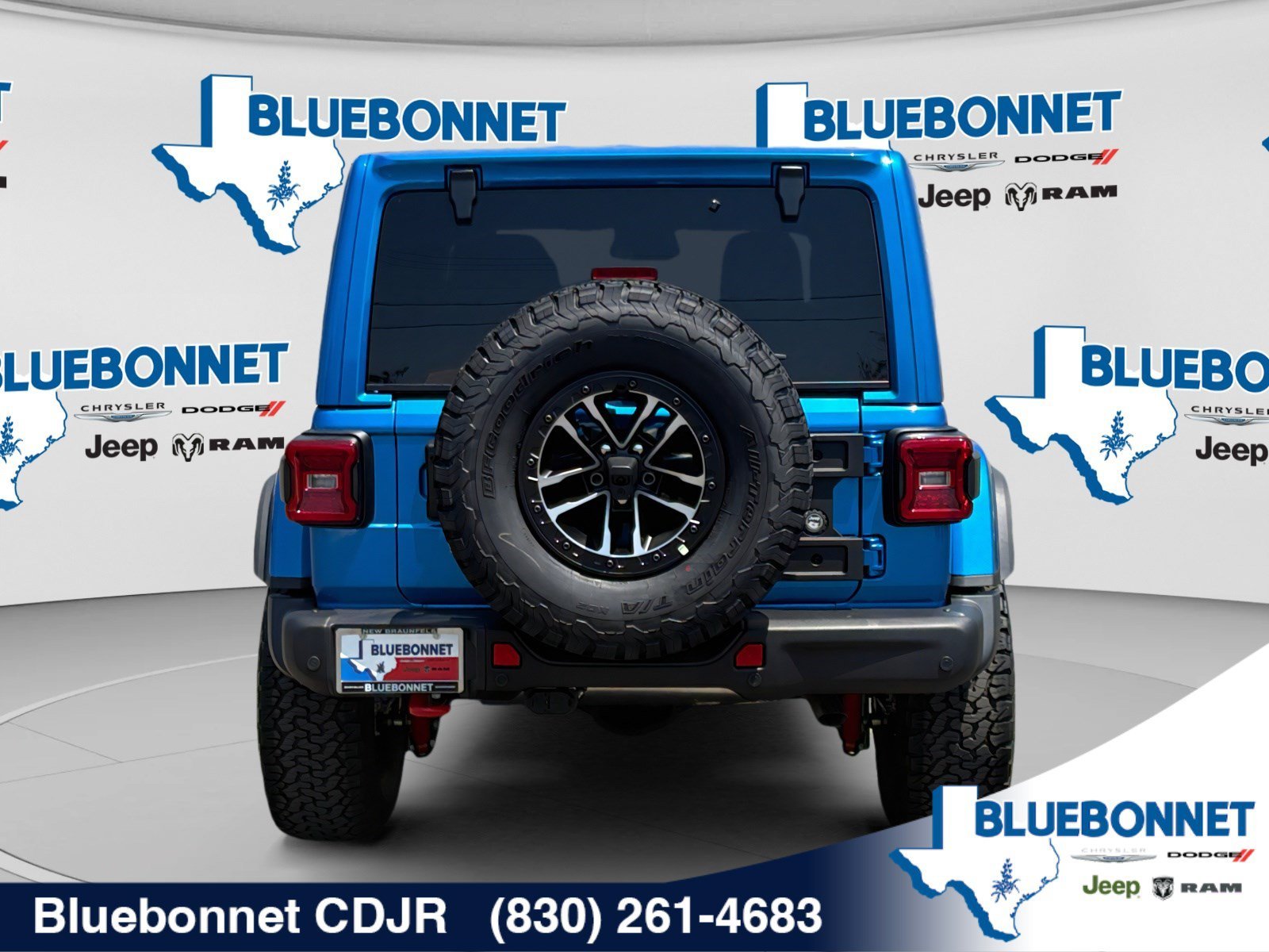 New 2026 Hydro Blue Pearl-Coat Exterior Paint Jeep Rubicon X image 6