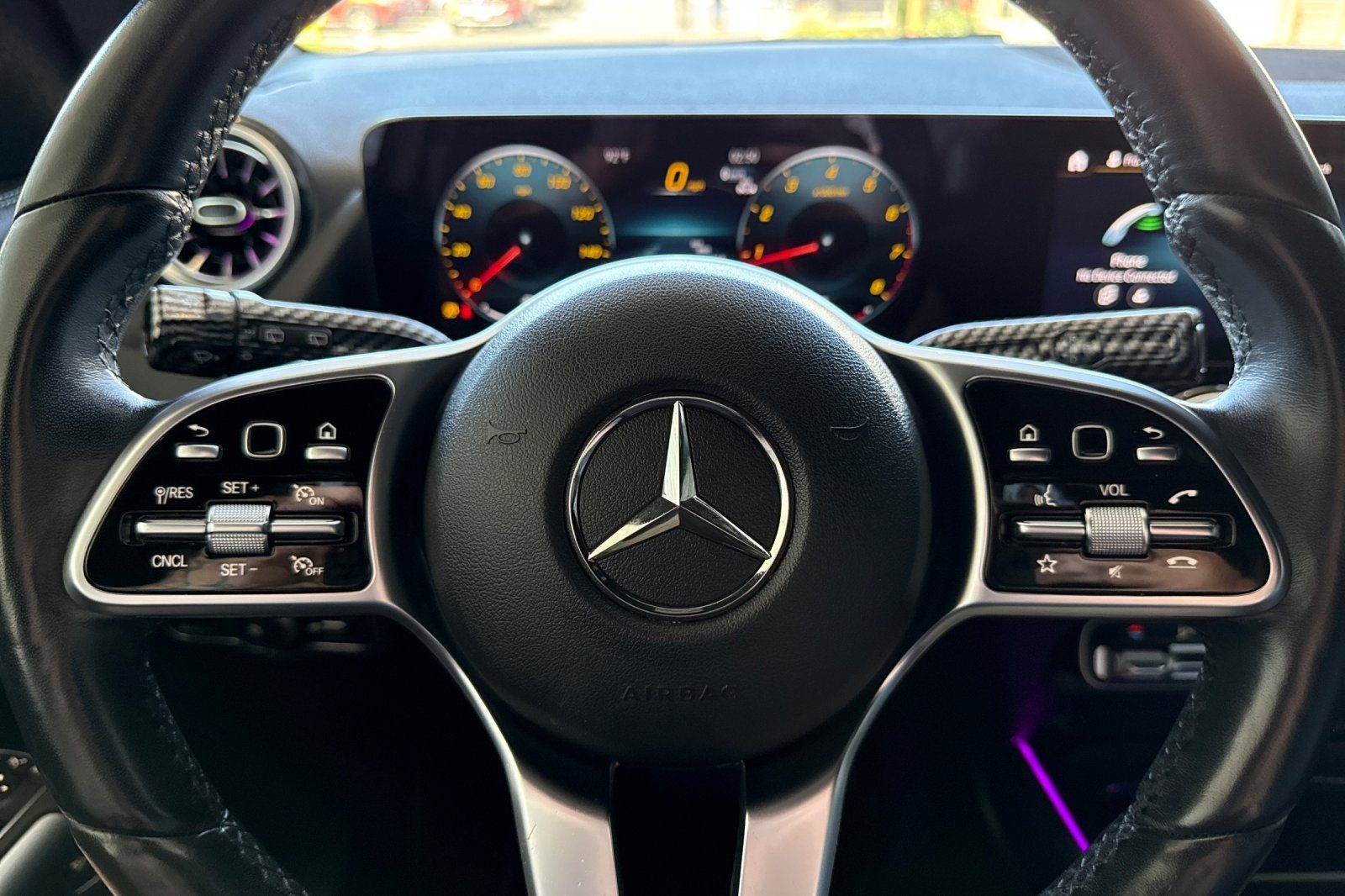 Used 2023  Mercedes-Benz GLA 250 image 25