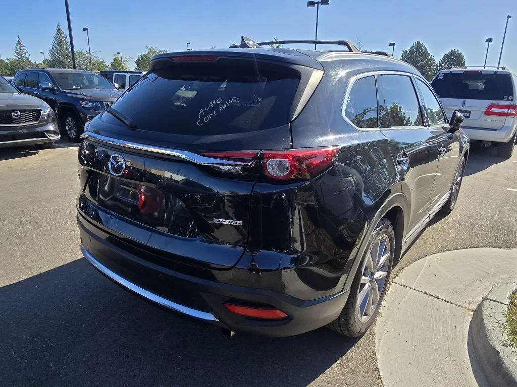 Used 2022 Jet Black Mica Mazda Grand Touring image 5