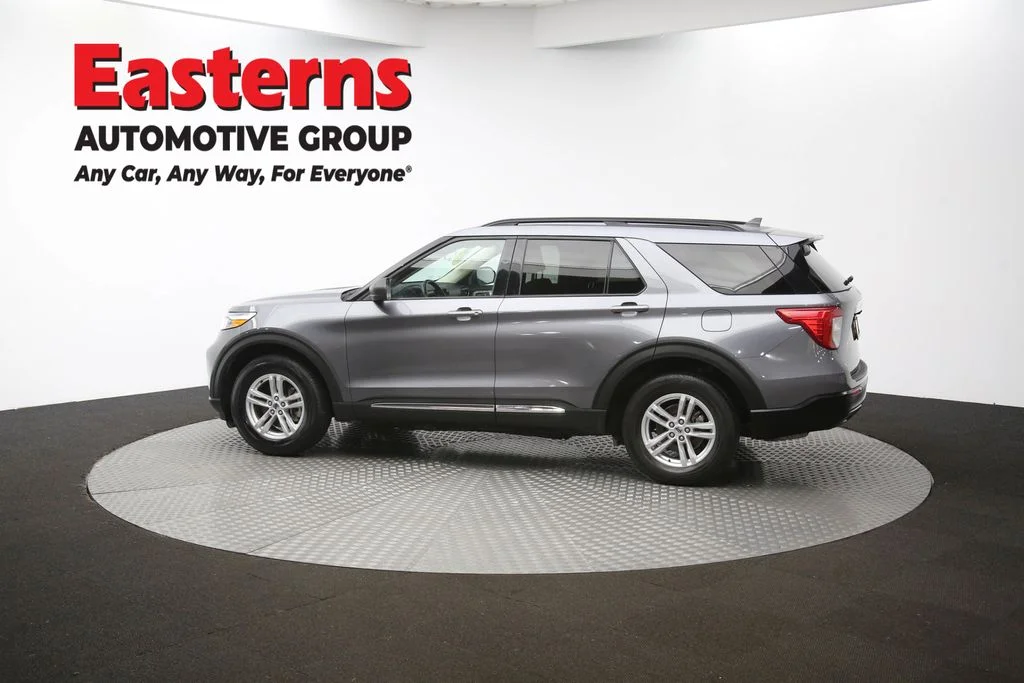 Used 2022 Gray Ford XLT image 61