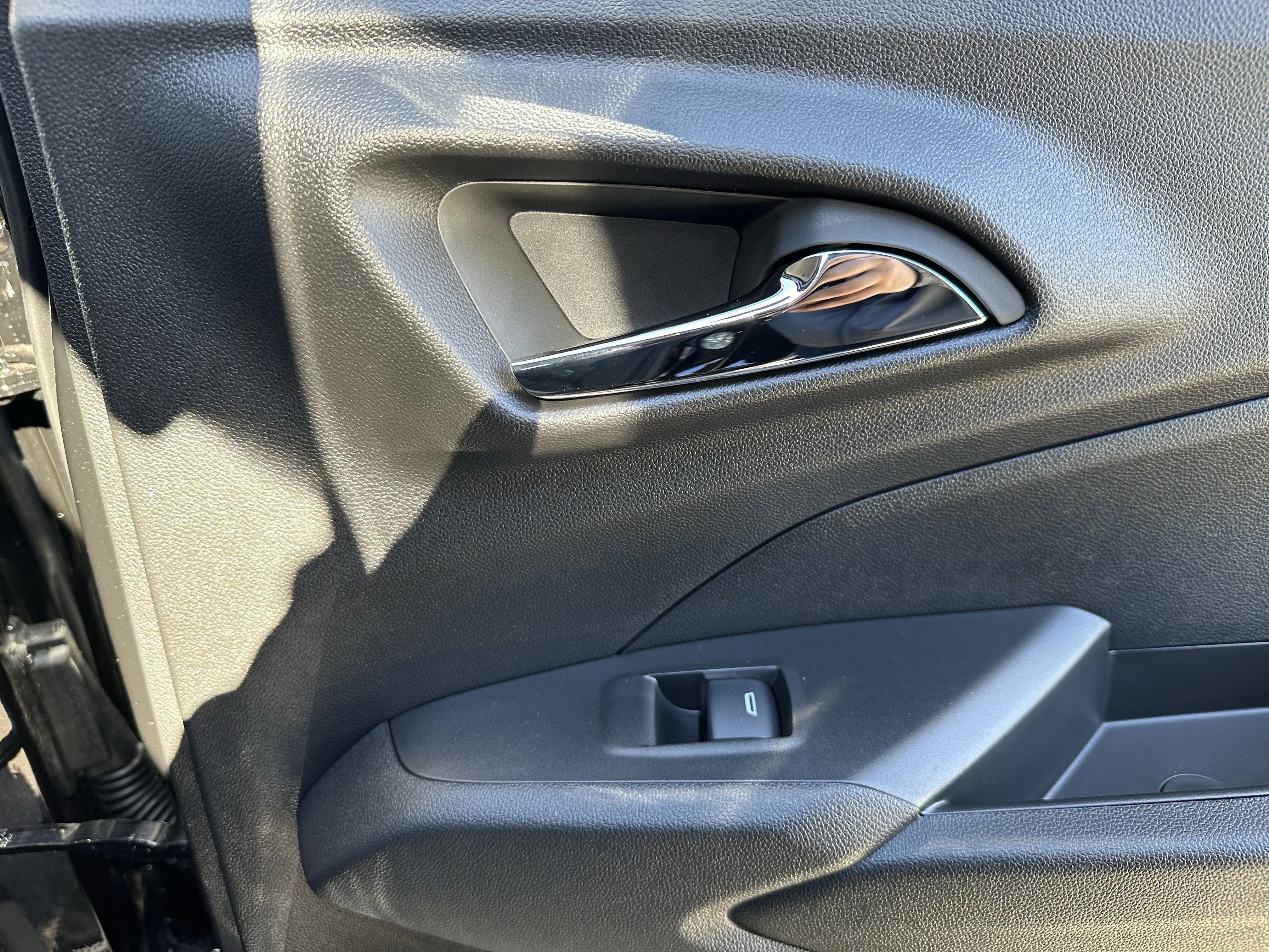 New 2026 Mosaic Black Metallic Chevrolet ACTIV image 25