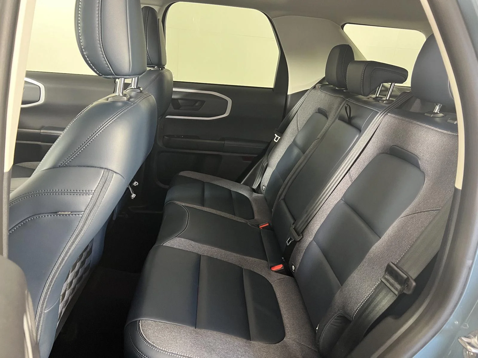 Used 2023 Area 51 Ford Outer Banks image 25