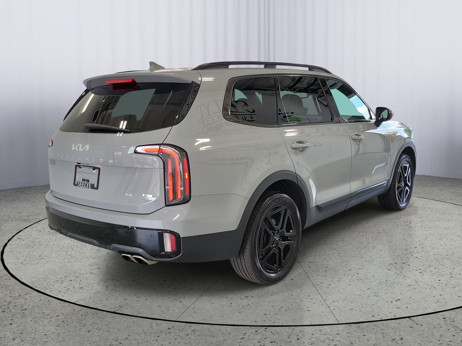 Used 2024 Gray Kia EX X-Line image 2