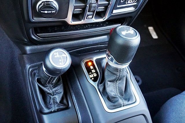 New 2026 Black Clear-Coat Exterior Paint Jeep Sport S image 35