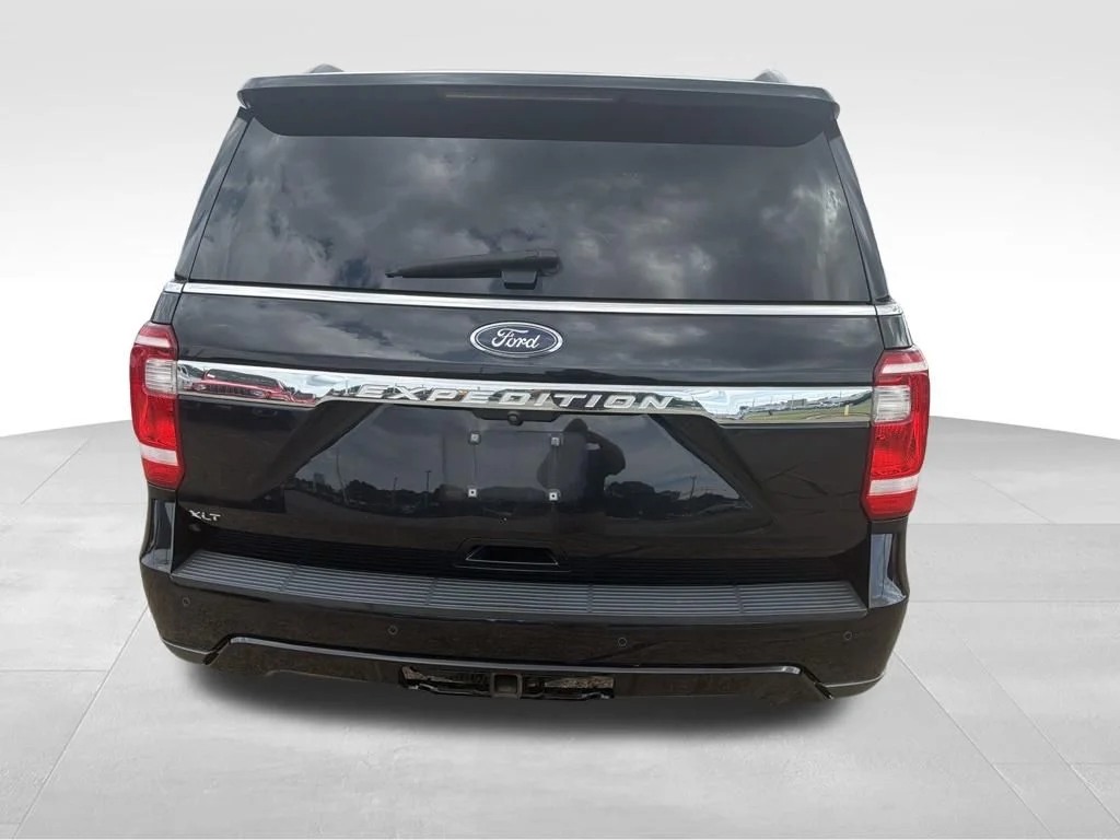 Used 2020 Black Ford XLT image 5