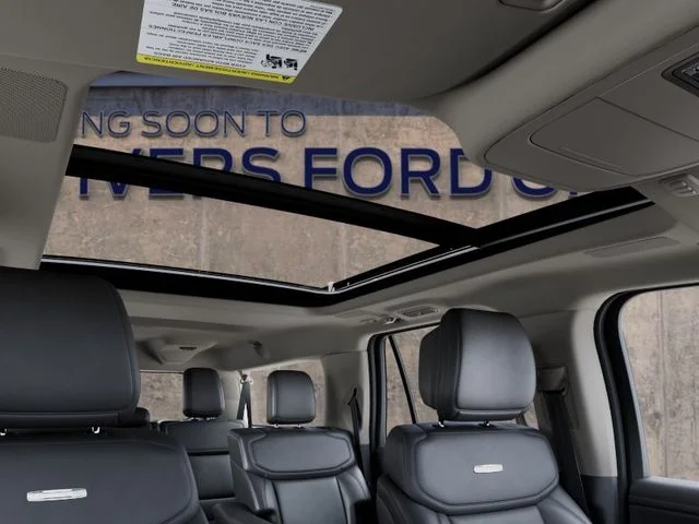 New 2027 Star White Metallic Tri-Coat Ford MAX Platinum image 22