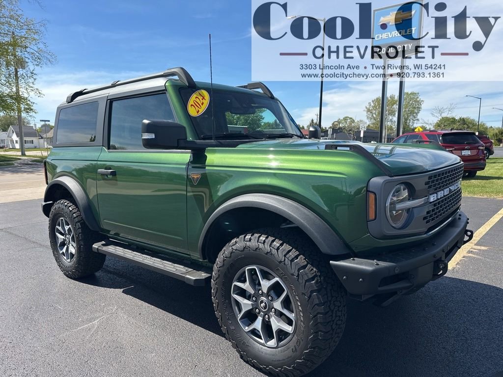 2024 Ford Bronco Badlands Advanced 4WD 2-door's photo
