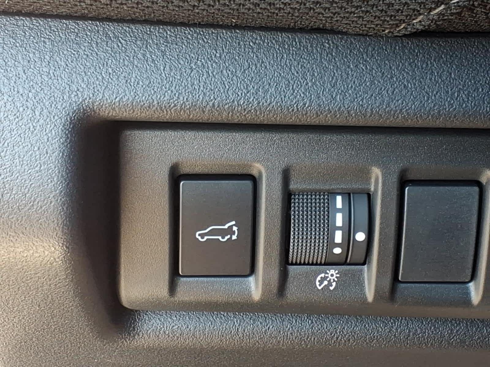 New 2026 ICE SILVER METALLIC Subaru Premium image 39