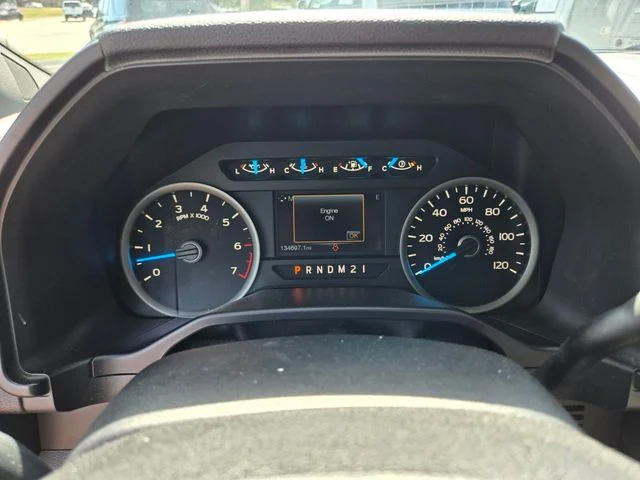 Used 2015 Blue Ford XLT image 33
