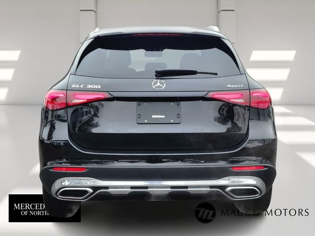 Used 2026 Black Mercedes-Benz GLC 300 image 4