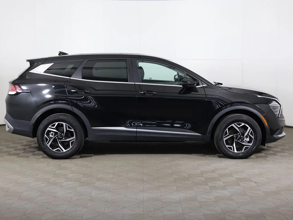Used 2024 Black Kia LX image 16