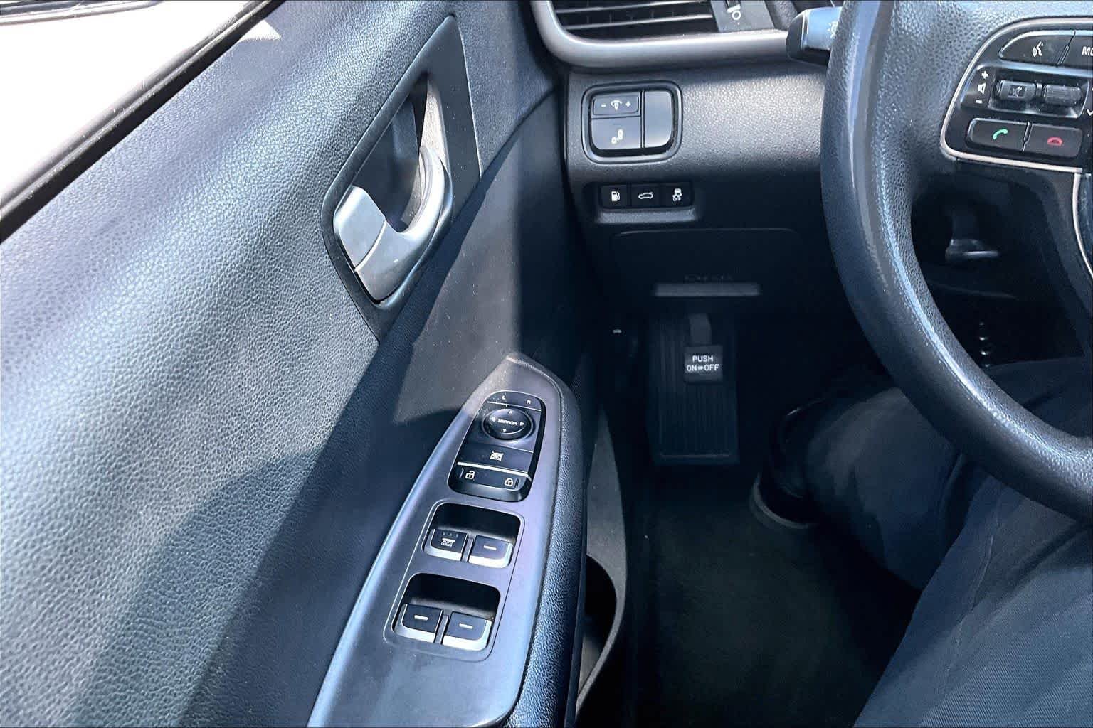 car-gallery-32