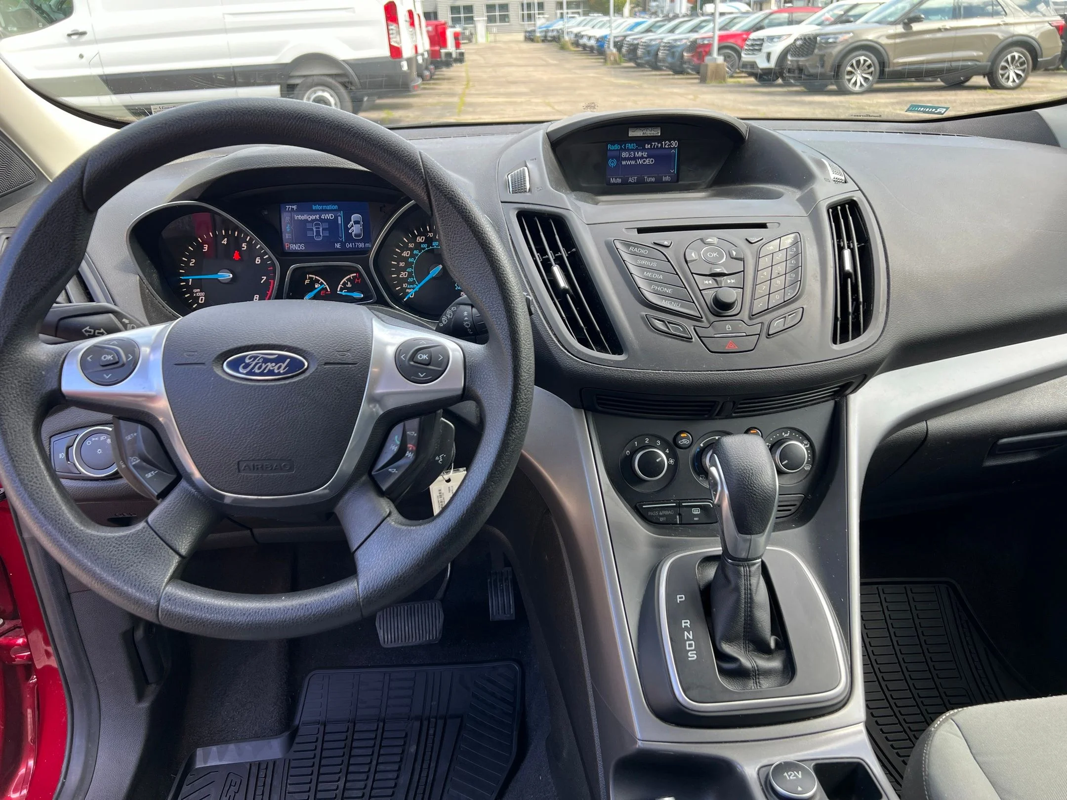 Used 2013 Ruby Red Ford SE image 20